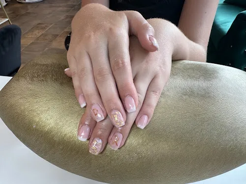 6 - ICY Coffee and Beauty