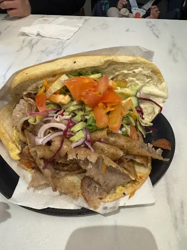 4 - Idris Döner