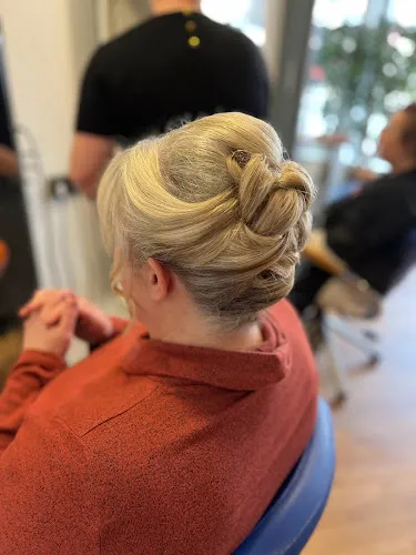 6 - If Looks Could Kill