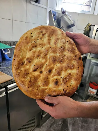 3 - Imbiss Gourmet Stäbchen