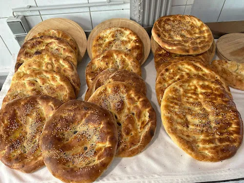 2 - Imbiss Gourmet Stäbchen