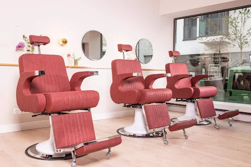 4 - Indian Beauty care salon