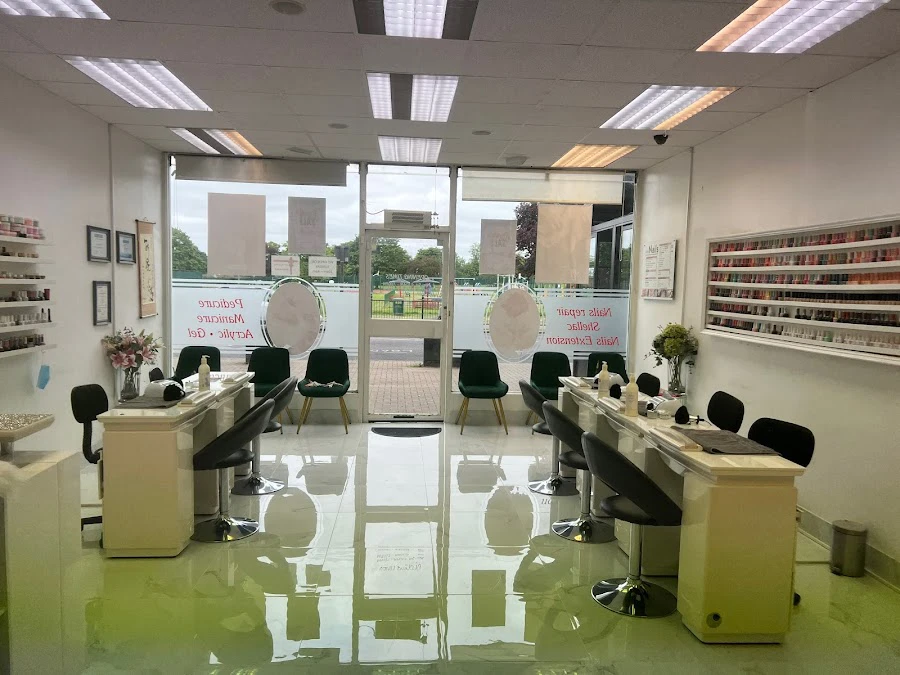 1 - Indis Lash & Beauty ( Beauty , Hair and lash)