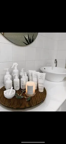 6 - Indulge Hair & Beauty