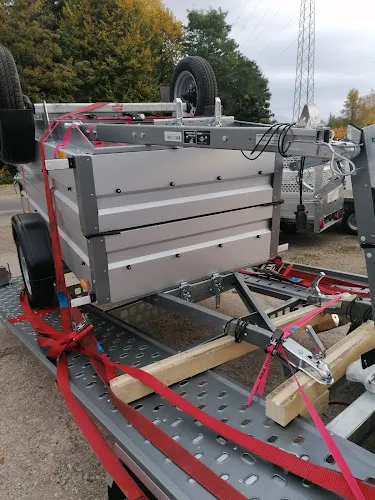 7 - Industriereifen und Batteriehandel Hartmut Franz