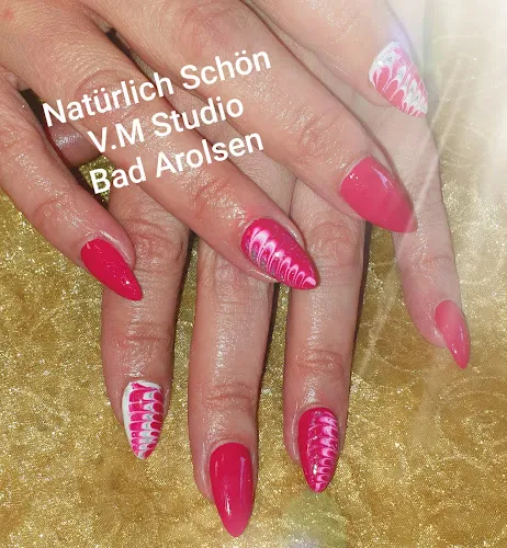 6 - Ink-finity Tattooartist