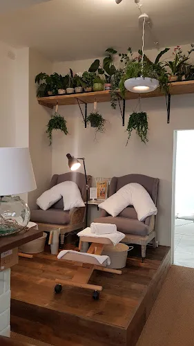 2 - Instinct Tanning & Beauty