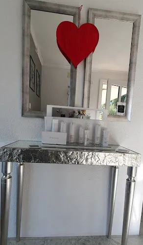 2 - Institut The Beauty Corner