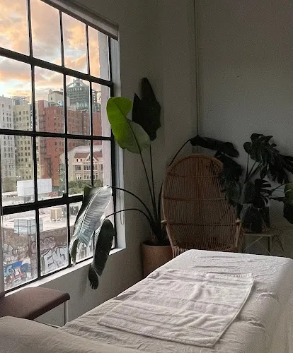 3 - International Beauty Salon