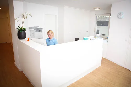 2 - Internistische-allgemeinärztliche Hausarztpraxis Dr. med. Brüggen/ Coester- Brüggen/ Schumann