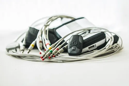 6 - Internistische Hausarztpraxis Dr. med. univ. Haidong Teng