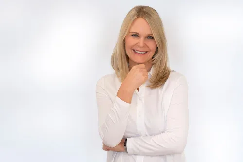 2 - ISARSKINCARE - Angela Gschwendtner