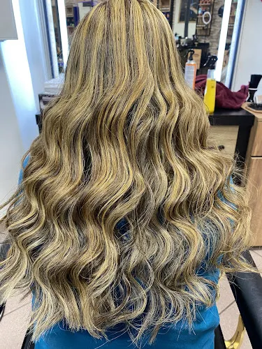 7 - Istanbul damen&herren friseursalon