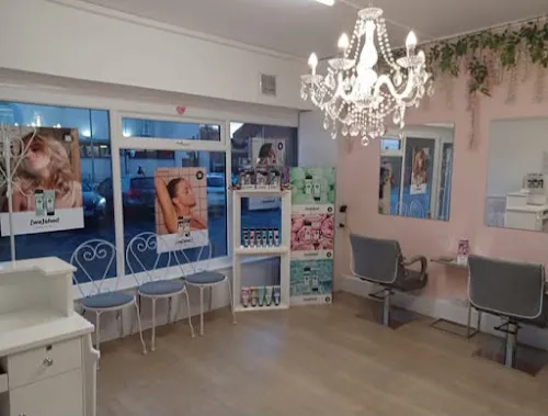 6 - Its Lovely Hair and Beauty