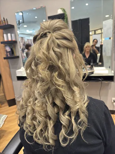 4 - Ivy Hairdressing & Beauty