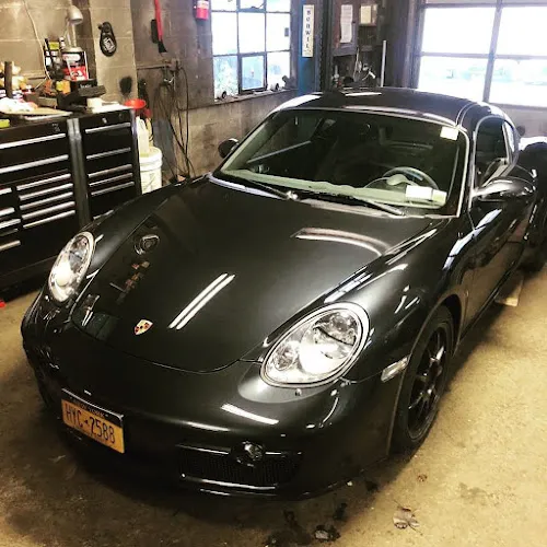 4 - J & E Services Station