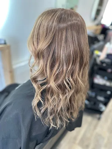 5 - James Cameron Hairdressing