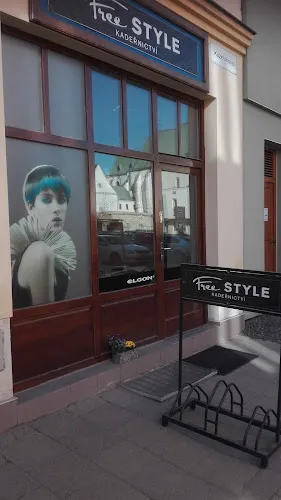 5 - Jana Navrátilová-FreeSTYLE kadeřnictví