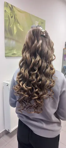 7 - Jana Navrátilová-FreeSTYLE kadeřnictví