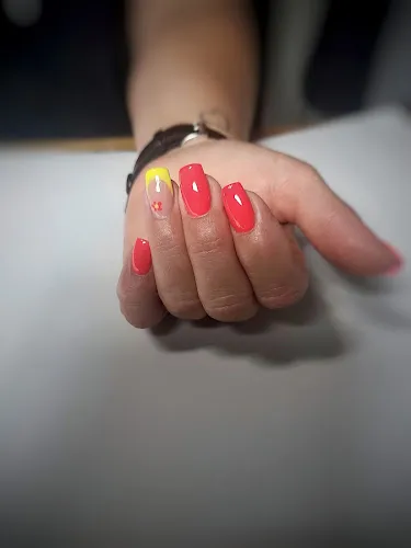 6 - jbhappynails - Leiden