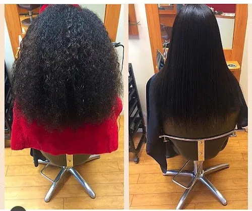 3 - Jeanettes Hair Shop