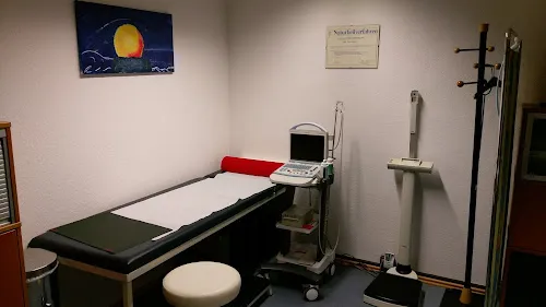 2 - Jelena Kraskova Fachärztin f. Allgemeinmedizin