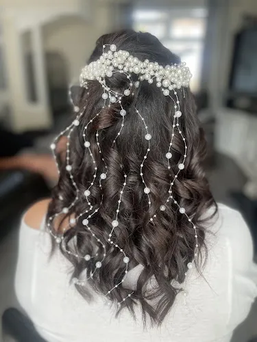 5 - Jemma’s Hair and beauty salon