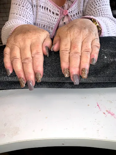 2 - Jemma’s Hair and beauty salon