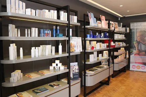 7 - Jen @ Glow Beauty