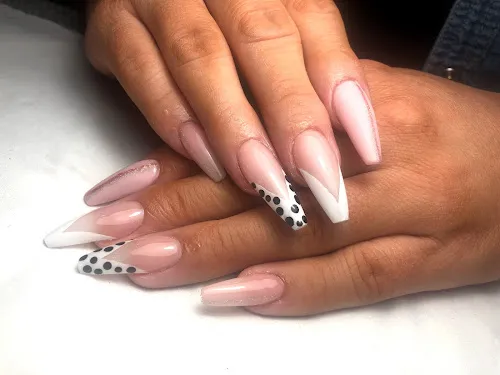 3 - Jessicas Nails And Beauty