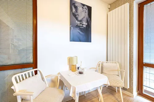 3 - JH Beauty visage