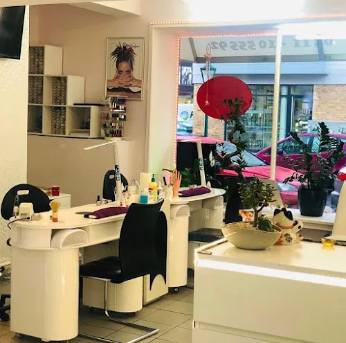 2 - Jimmys Friseur & Beauty