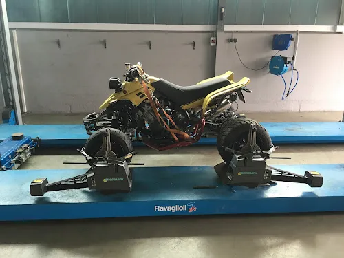 4 - Joes Car Service