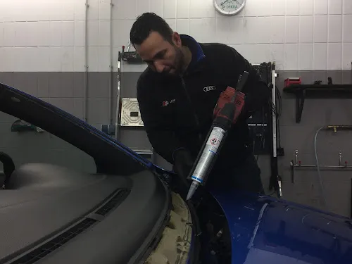 4 - Joes Car Service