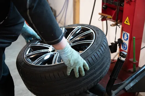 8 - Joes Car Service