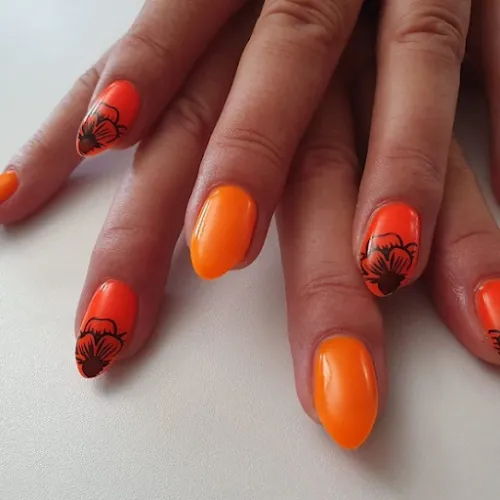 4 - Julia Aicher Friseure