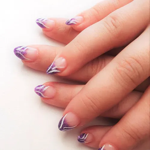 3 - Julia Aicher Friseure