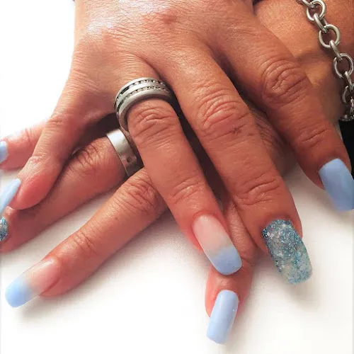 5 - Julia Aicher Friseure