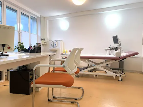 1 - Julia Feldbusch Fachärztin für Frauenheilkunde und Geburtshilfe