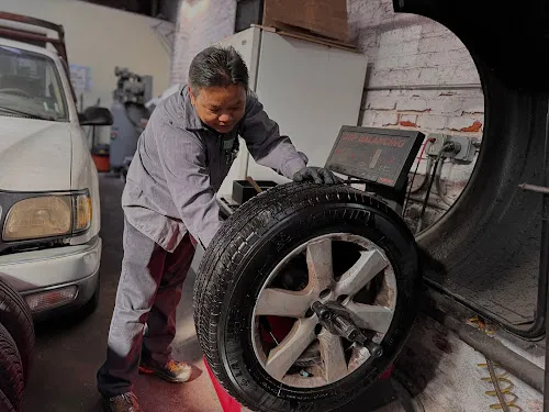 4 - K & C Auto Service