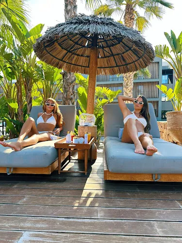 6 - K B 1 Hairdressing