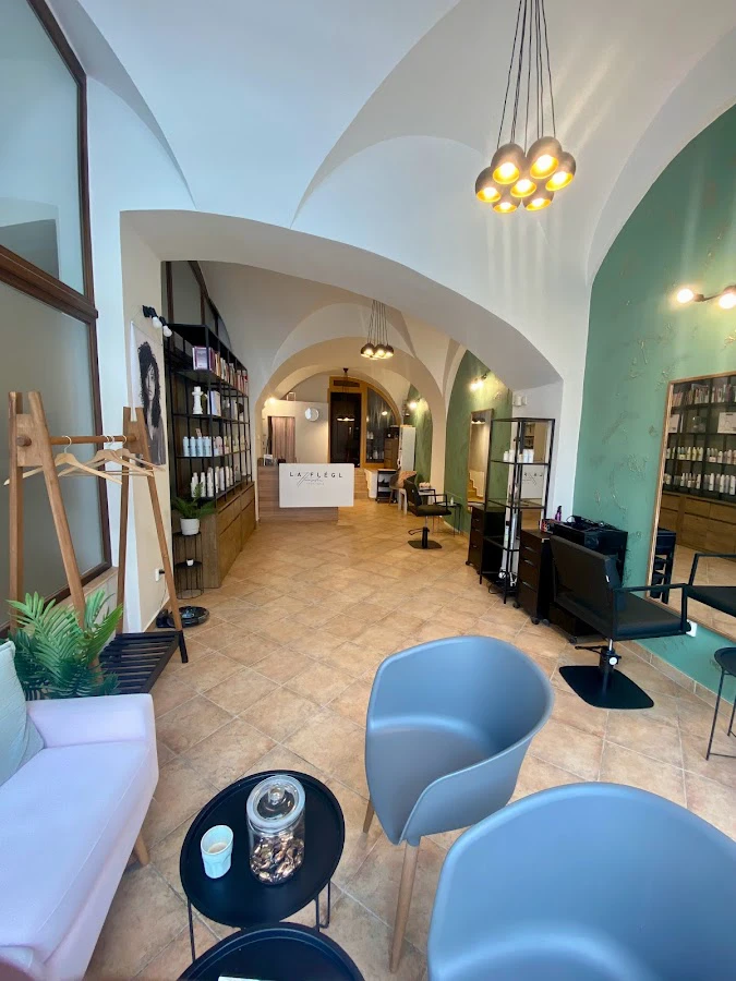 1 - Kadeřnictví Ilona Bucharová