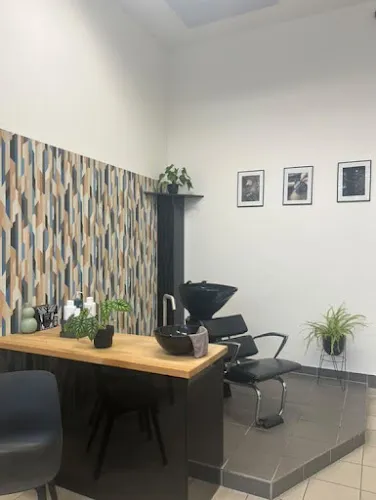 5 - Kadeřnictví Lokýnka Vaňková Hana