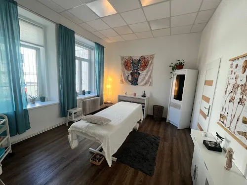 2 - Kadeřnictví Monika