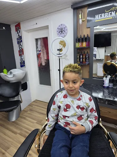 4 - Kahled Barber Shop