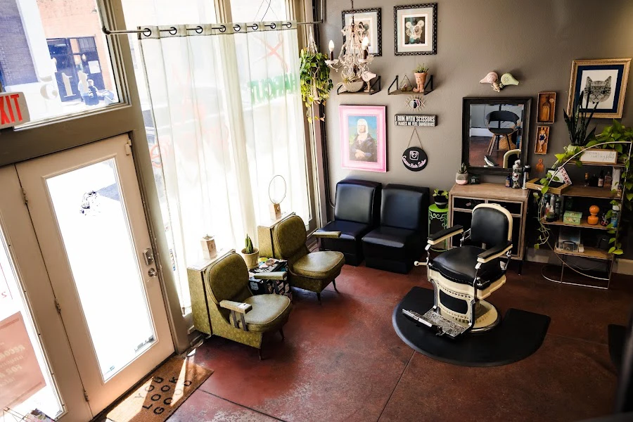 1 - Kahlos Beauty Salon