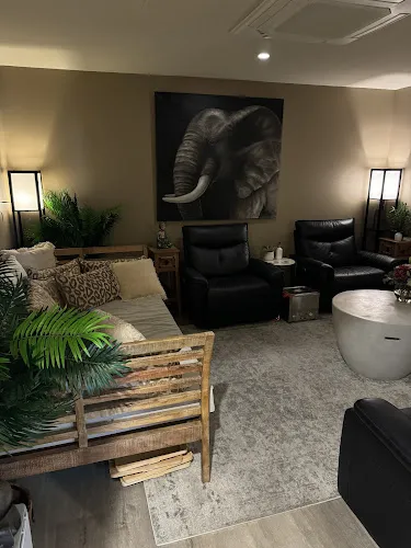 6 - Kaitlin Barra Blonde Specialist - Townsville