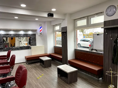 4 - Kamm & Schere Am Hafen Stade