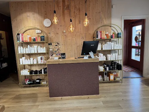 4 - Kapper Groede: Knapper Hair & Style by Vicky&Charlotte