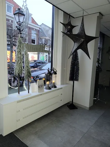 3 - Kapsalon Parijs ✂